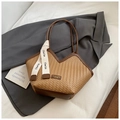 Borsa tote intrecciata marrone vintage classica con apertura a V e nastro - Cachi
