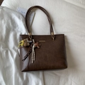 Dark coffee brown tote bag in textured faux leather with cute bear and star charms - With Charm / Dark Brown