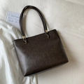 Minimalist large capacity dark brown tote bag with premium lychee pattern texture - No Pendant / Brown