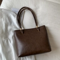 Minimalist large-capacity vintage tote bag in deep brown leather with golden hardware - No Pendant / Dark Brown