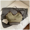 Retro army green canvas tote bag with brown leather trim and fashion logo detail - Green Without Pendant