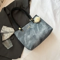 Grand sac cabas gris chiné avec anses en cuir noir et breloque pompon jaune - Avec Pendentif / Bleu