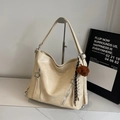 Sac à bandoulière blanc crème minimaliste avec fermeture éclair étoile et ours peluche - Avec Pendentif / Blanc Cassé