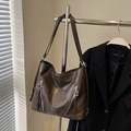 Dark brown large capacity faux leather tote bag with star charms and retro texture - No Pendant / Coffee