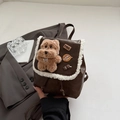 Mochila de cuero marrón con ribete de borreguillo blanco y lindo colgante de cachorro - Marrón