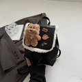 Mini mochila de cuero PU negro con ribete de piel sintética blanca y lindo oso de peluche - Negro