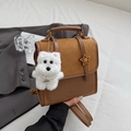 Zaino vintage marrone trapuntato con pannello in pelle scamosciata e ciondolo a cucciolo - Marrone