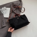 Sac à main minimaliste en daim noir avec poignées marron motif serpent et boucle - Noir sans Pendentif