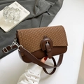 Retro messenger bag in dark brown leather with light brown woven straw flap detail - Brown