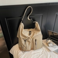 Große khakifarbene Nylon-Umhängetasche mit Multi-Taschen-Design und Gurt - Khaki