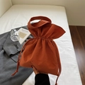 Bolso tote naranja minimalista de lona con cordón ajustable y textura fruncida - Naranja