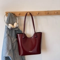 Chic burgundy glossy leather tote bag with unique spherical handle details and logo - No Pendant / Burgundy