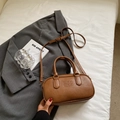 Brown vintage Boston handbag in textured PU leather with Mira Mira logo and strap - Style Without Charm / Brown