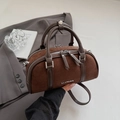 Borsa Boston in pelle scamosciata marrone scuro con dettagli in metallo argento - Marrone