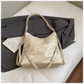Vintage cream white large tote bag in PU leather with retro metal buckle details - No Pendant / White
