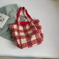 Rood-wit geblokte pluche draagtas van dik fleece materiaal met metalen gesp sluiting - Rood Wit Geruit / Rood