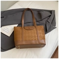 Deep brown suede quilted tote bag with smooth leather trim and golden protective studs - Without Pendant / Brown