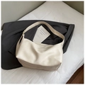 Elegante borsa tote bianco crema in pelle sintetica con fibbia dorata - Senza Ciondolo / Bianco
