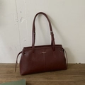 Minimalist vintage dark burgundy leather shoulder bag with drawstring detail and label - Red (No Pendant)