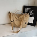 Grand sac cabas en nylon kaki avec bandoulière et broderie de chien pour le voyage - Khaki
