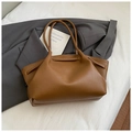 Brown litchi grain leather tote bag with pleated sides and thin handles in chic autumn style - Brown No Pendant