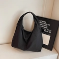 Bolso tote grande de nailon negro minimalista con cremalleras para uso diario - Negro