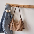 Brown vintage soft leather tote bag with dual straps and stylish vertical zipper detail - Brown No Pendant