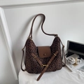 Vintage Umhängetasche mit Leopardenmuster aus Kunstfell und Leder mit Messingbeschlägen - Leopard Kaffee