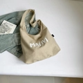 Sac fourre-tout chic en toile à carreaux kaki et blanc avec imprimé MALIVI et anse - Kaki