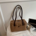 Brown canvas shoulder bag with leather straps and front pocket for a vintage minimalist look - No Pendant / Brown