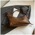 Dunkelbraune Vintage-Achseltasche mit Reißverschlusstasche und verstellbarem Gurt - Braun Ohne Anhänger