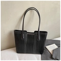 Detail of black woven tote bag with white contrast stitching and metallic zipper closure - Black Without Pendant Style