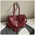 Borsa tote vintage in pelle rosso scuro con manici in argento e tracolla - Rosso