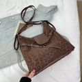 Retro large brown leopard print tote bag with silver chain strap and leather handle - Brown