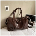 Minimalist large-capacity dark brown tote bag in synthetic leather for daily commute - No Pendant / Brown