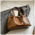 Dunkelbraune Leder-Tote-Bag mit Vintage-Glanz und goldener Schnalle für Damen - Braun Ohne Anhänger