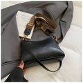 Schwarze Retro-Eimertasche aus PU-Leder mit gewebtem Riemen und goldener Schrift - Schwarz ohne Anhänger