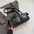 Borsa a tracolla nera alla moda con tasche multiple cerniere argento e cinturino occhielli - Nero