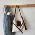 Retro cream white and brown contrast shoulder bag with textured faux leather on a hanger - Off-white Without Pendant