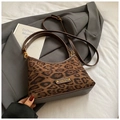 Chic leopard print dumpling bag in brown faux suede with adjustable dark coffee strap - Basic Style / Leopard Coffee