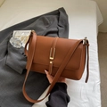 Bolso bandolera vintage en cuero marrón granulado con cierre metálico dorado vertical - Marrón