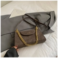 Sac à bandoulière rétro marron foncé avec chaîne dorée élégante pour femmes chic - Marron