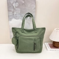Borsa tote in velluto a coste verde muschio con tasca a zip e mini borsellino tondo - Verde