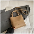 Chic beige lychee grain bucket bag with adjustable strap and top handle design - Khaki (No Pendant)