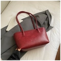 Grand sac cabas vintage rouge foncé en cuir ciré avec détails de lettres embossées - Rouge Vin Sans Pendentif