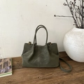 Sac seau vintage en daim vert foncé avec poignées et une longue bandoulière - Vert Sans Pendentif