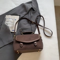 Vintage dark brown square handbag in faux leather with adjustable strap and top handle - Coffee No Charm