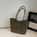 Minimalist large capacity tote bag in olive green faux suede with thin shoulder straps - Green Without Pendant