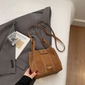 Sac seau bandoulière chic marron caramel avec surpiqûres et bandoulière réglable - Sans pendentif / Marron