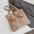 Borsa tote in maglia kaki con simpatici orsetti di peluche nelle tasche anteriori - Cachi